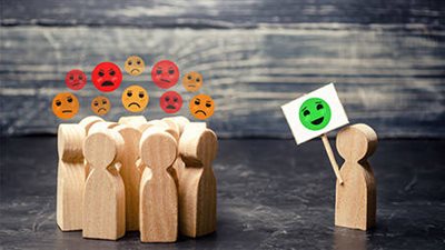 كيف تطلب حقك بدون كبر.. 7 أشكال للتواضع في الإسلام 