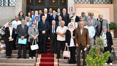 محافظ الإسماعيلية يتابع الموقف التنفيذي والاستعداد لتنفيذ مبادرة 