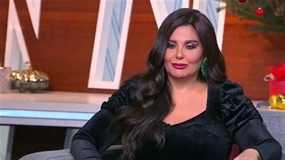 دانا حمدان تنهار بعد وفاة كلبها 