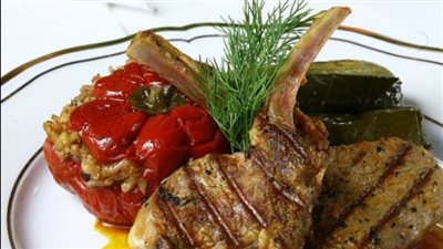 ورق عنب مع كوسا والريش.. لسفرة مميزة