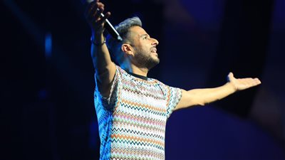 محمد حماقي يشعل جدة بأجمل أغانيه.. صور