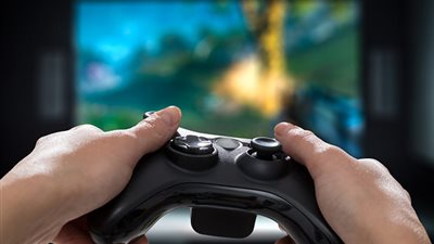 هيئة كبار العلماء: ممارسة الألعاب في مقابل دفع الأموال 