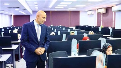 وزير التربية والتعليم يتفقد أعمال امتحانات مسابقة المعلمين 