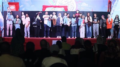 فرحة في ختام برنامج صيف الإنتاج الثقافي بساحة الهناجر (صور)