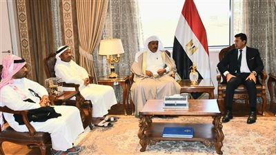 وزير الرياضة يبحث مع مجلس اتحاد الهجن اقامة مهرجان شمال وجنوب سيناء 