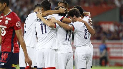 باريس سان جيرمان يضرب ليل بثلاثة في الدوري الفرنسي 