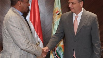  وزير الزراعة يوجه بإعداد ورش عمل يشارك فيها الباحثون والمهندسون الزراعيون