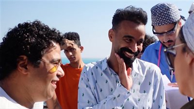 أبطال فيلم عنب من كواليس العمل قبل طرحه بالسينمات