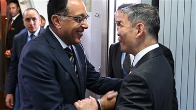 رئيس الوزراء يصل بكين للمشاركة في قمة منتدى التعاون الصيني - الإفريقي