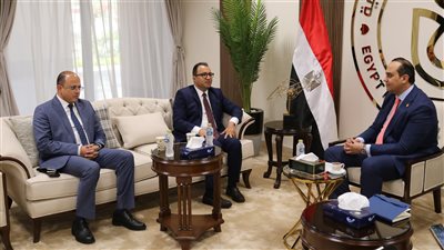 رئيس هيئة الرعاية الصحية يلتقي المدير الإقليمي لمستشفيات السعودي الألماني بمصر وإفريقيا