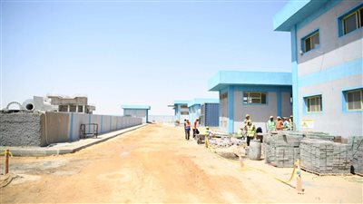  إتمام 50 % من إنشاءات سور وبوابات منطقة