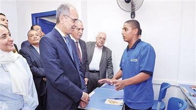 مد كابلات الألياف الضوئية إلى 10 ملايين منزل