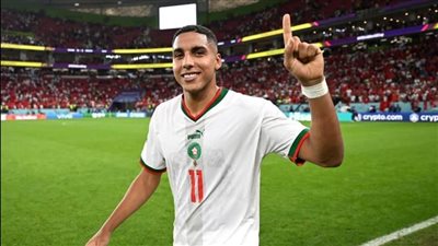 عبدالحميد صابيري يرد على أنباء عرض الدوري المصري بنبرة ساخرة