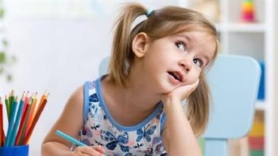 مع بداية الدراسة.. أحماض أوميجا 3 تطور من مهارات طفلك