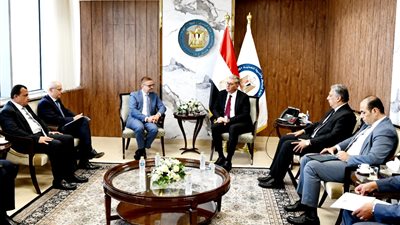 البترول تبحث توريد الغاز القبرصي للقاهرة وتسييله في المصانع المصرية لتحقيق الاكتفاء