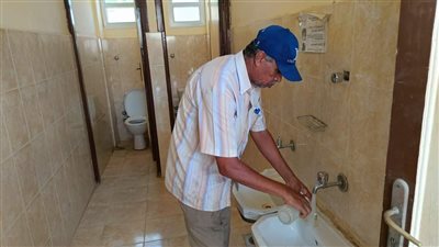 لليوم الثانى.. استمرار أعمال اللجنة المشكلة للمرور على المدارس بالقصير