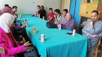 استمرار حملات التوعية بمخاطر الأدمان بقنا ضمن فعاليات 