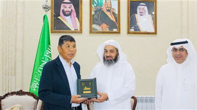 رئيس اللجنة الحكومية للأديان القرغيزي يلتقي وكيل وزارة الشؤون الإسلامية