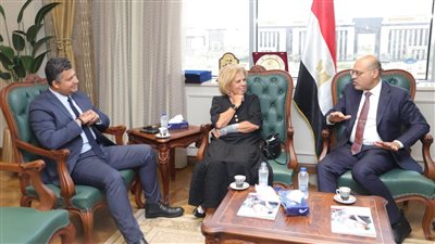 وزير العمل يدعو القومي لحقوق الإنسان للمُشاركة في حوار مشروع 