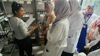 فريق الحوكمة والمراجعة الداخلية يتخذ الإجراءات لتوفير نواقص الأدوية بمستشفى حميات دمياط