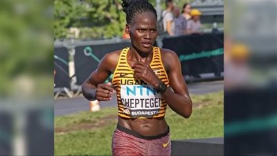 فرنسا تكرم العداءة الأوغندية تشيبتيغي بعدما أضرم بها صديقها النار