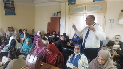 اجتماع منسقي وحدة التواصل ودعم معلمي المنشاة لوضع إستراتيجيات العمل