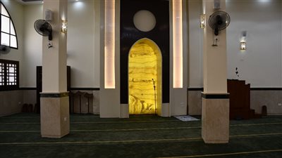 رئيس جامعة حلوان يفتتح مسجد الجامعة بعد التطوير