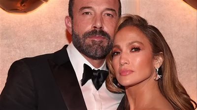 جينيفر لوبيز تعود لتثأر من بن أفليك بمهرجان تورنتو السينمائي 