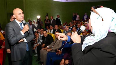 إجراءات التربية والتعليم لجذب الطلاب إلى المدارس