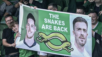  توتر سياسي وأهداف من نيران صديقة تشعل مباراة إنجلترا وإيرلندا