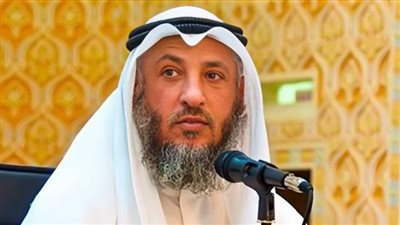 عثمان الخميس: اللبس أحمر اللون هو رداء الكفار 