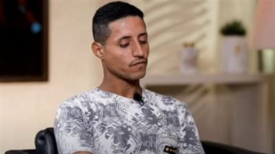 عريس الإسماعيلية يكشف تفاصيل جديدة عن واقعة سقوط شعر زوجته (فيديو)