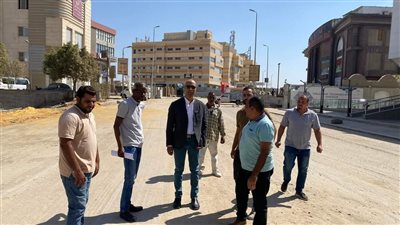 رفع كفاءة الطرق والأرصفة بمركز خدمات التجمع الخامس 