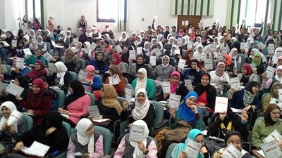 أولياء أمور فيديو تصوير طالبات دكرنس : بناتنا ليسوا مجرمات 