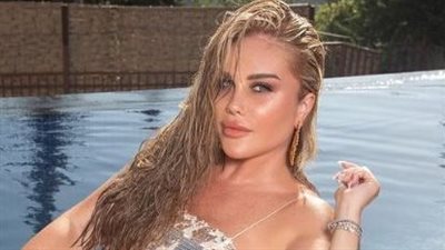 ألوان النود تعكس سحر ملامح نيكول سابا