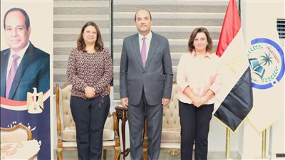 رئيس جامعة العريش يستقبل وفد المجلس الأعلى للجامعات