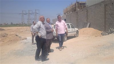  رئيس مدينة الفيوم يتفقد مجمع الصناعات المتوسطة والصغيرة ومتناهية الصغر 