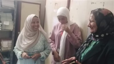 مديرة التأمين الصحي بالبحر الأحمر تتفقد عيادات سفاجا والقصير ورأس غارب