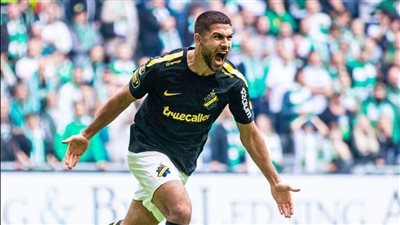 الفلسطيني عمر فرج يصل إلى الزمالك 