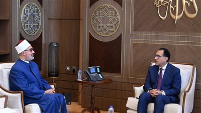 رئيس الوزراء يلتقي مفتي الجمهورية
