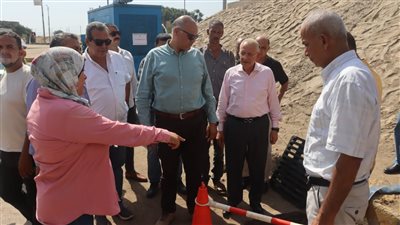 محافظ القليوبية يشهد تجربة محاكاة تصريف الأمطار بعدد من مدن المحافظة