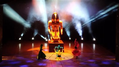 فقرة فنية للمخرج وليد عوني في ختام مهرجان المسرح التجريبي.. صور 