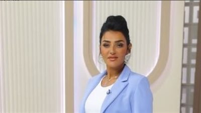  هبة الأباصيري تبرز رشاقتها بالكاجوال 