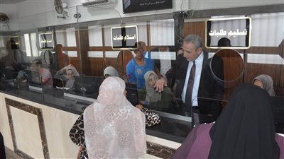 محافظ الغربية يتفقد المركز التكنولوجي لخدمة المواطنين 