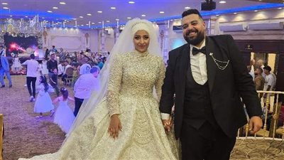 الكاتب الصحفي هشام الهلوتي يُهنئ رجل الأعمال أسامة عبدالصمد بزفاف نجله
