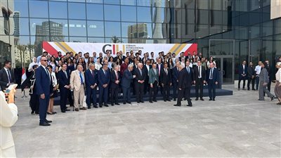 الرئيس الألماني يتفقد معرض الأبحاث والتكنولوجيا لجامعتي GUC وGIU