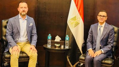 وزير الاستثمار يبحث مع شركة كوكاكولا هيلينيك - مصر أنشطتها واستثماراتها 