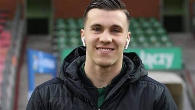 شاهد.. ميشالاك يظهر في مطار القاهرة