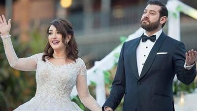 كندة علوش وعمرو يوسف.. صورة رومانسية في نهاية صيف 2024