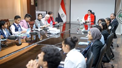 أطفال مصر يشيدون بمبادرة 